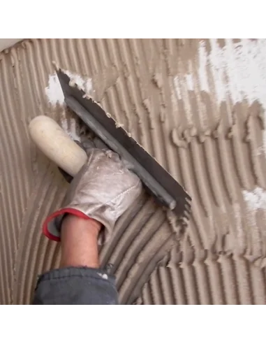 Stesura dell'adesivo naturale BioArt Adesivo/Rasante