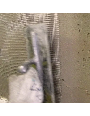 Posa della rete anti fessurazione